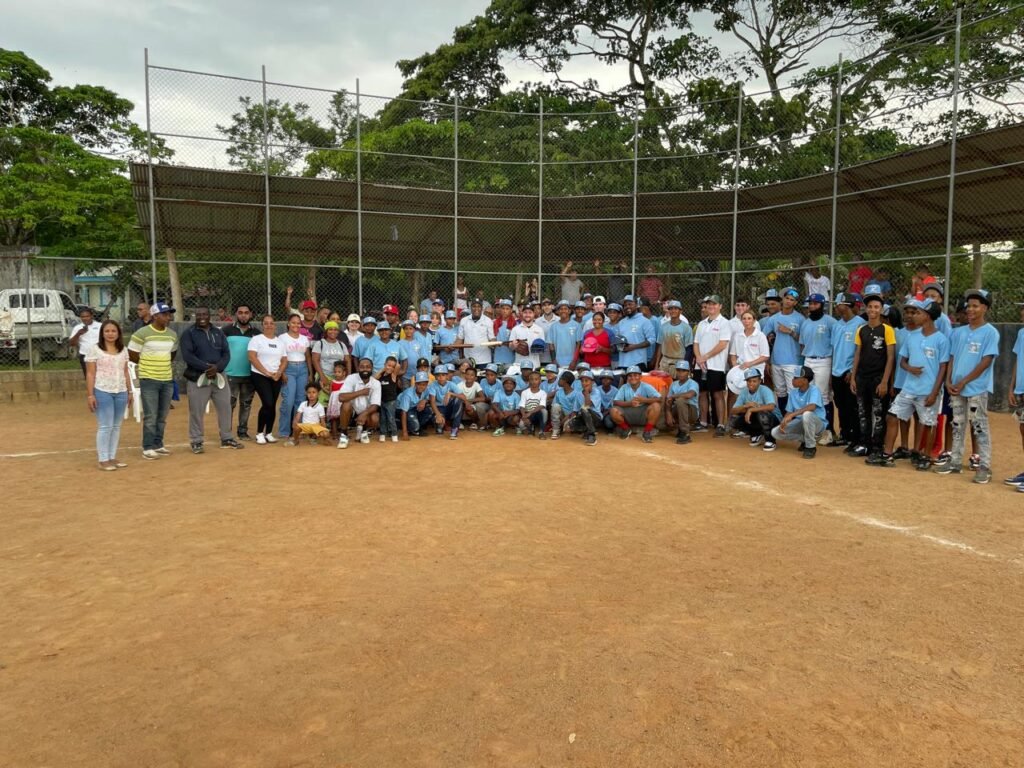 5-1-1024x768 Fundación Homerun Hopefuls entregará utilería deportiva en República Dominicana por 22º año consecutivo