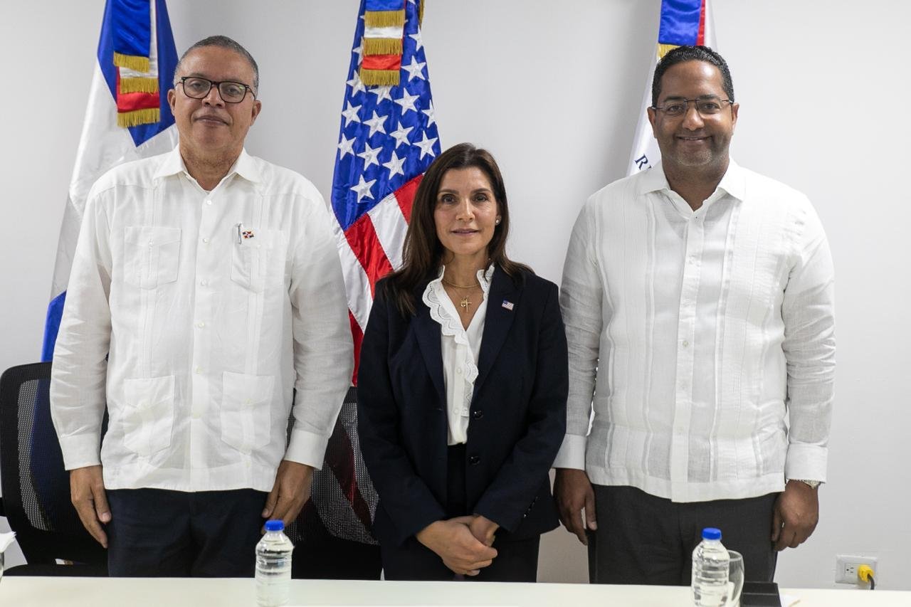 F0DA3F06-C678-420D-9A17-32FE96817780