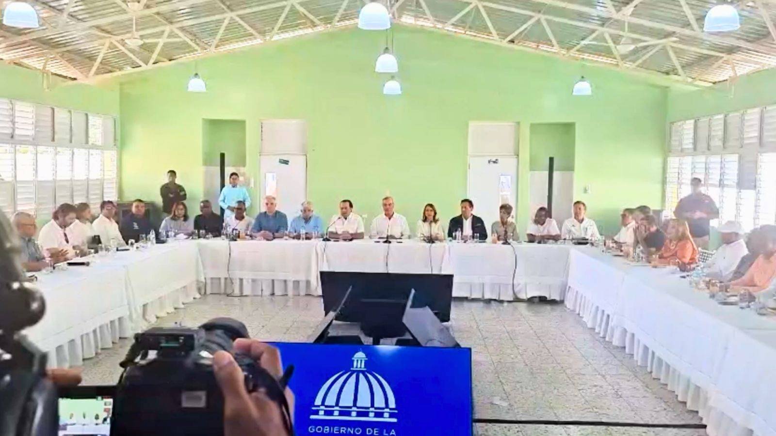 876af5ab-1c1a-4d14-b6fb-6365ba96f8f6