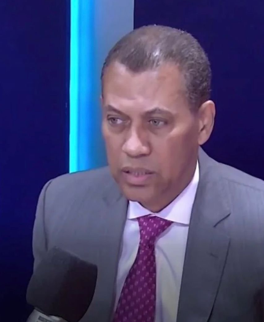 AA8402E1-004C-4297-8A86-35808E1F6948