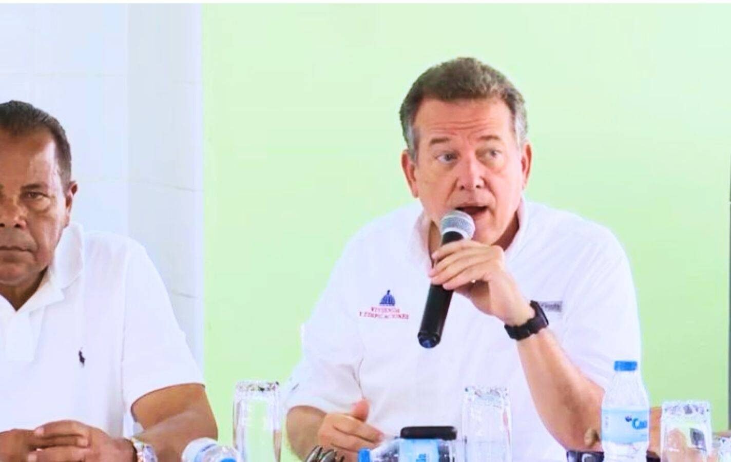 ce57b754-7867-4c9f-b8b4-d12712c3d878