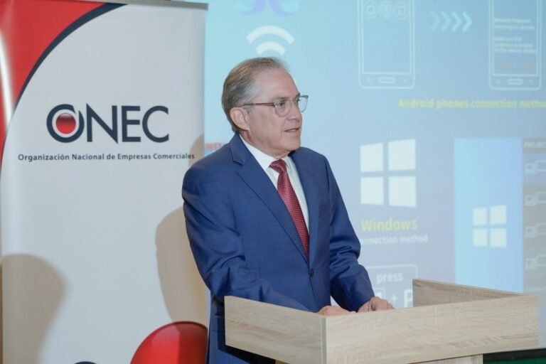 Ernesto-Martinez-Staffeld-presidente-de-la-ONEC